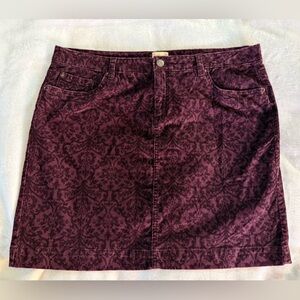Elegant Purple Patterned Corduroy Skirt. Size 12.